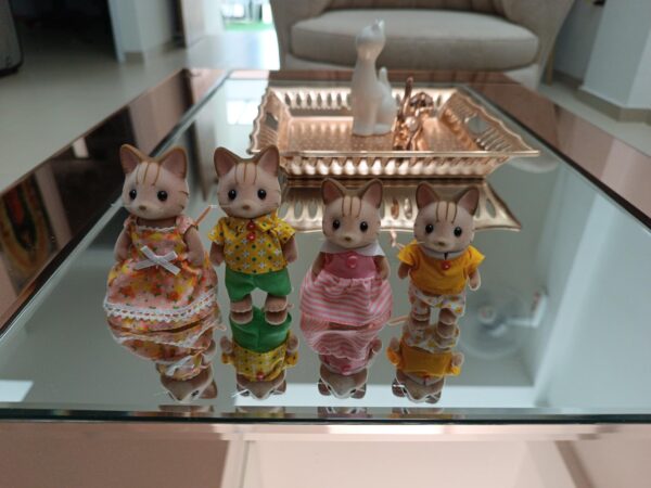 Calico Critters de la familia Sandy Cat - Imagen 4